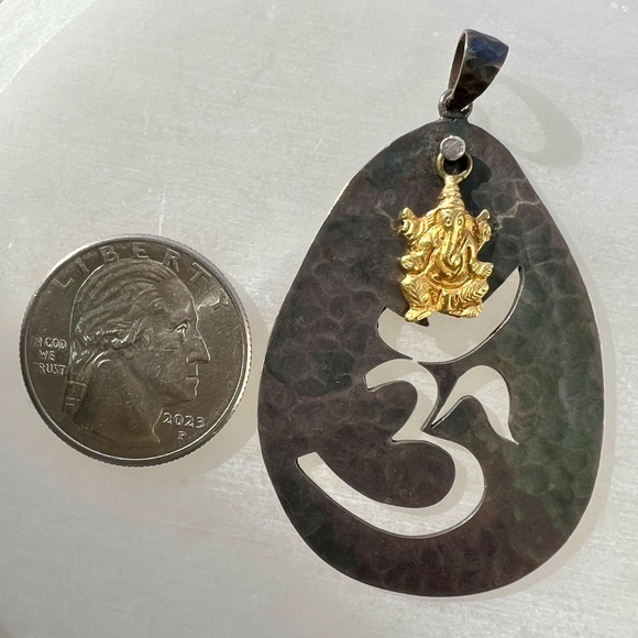 Vintage Sterling Silver & 18K Gold Om Ganesh Pendant India Artisan Jewelry - Picture 3 of 15